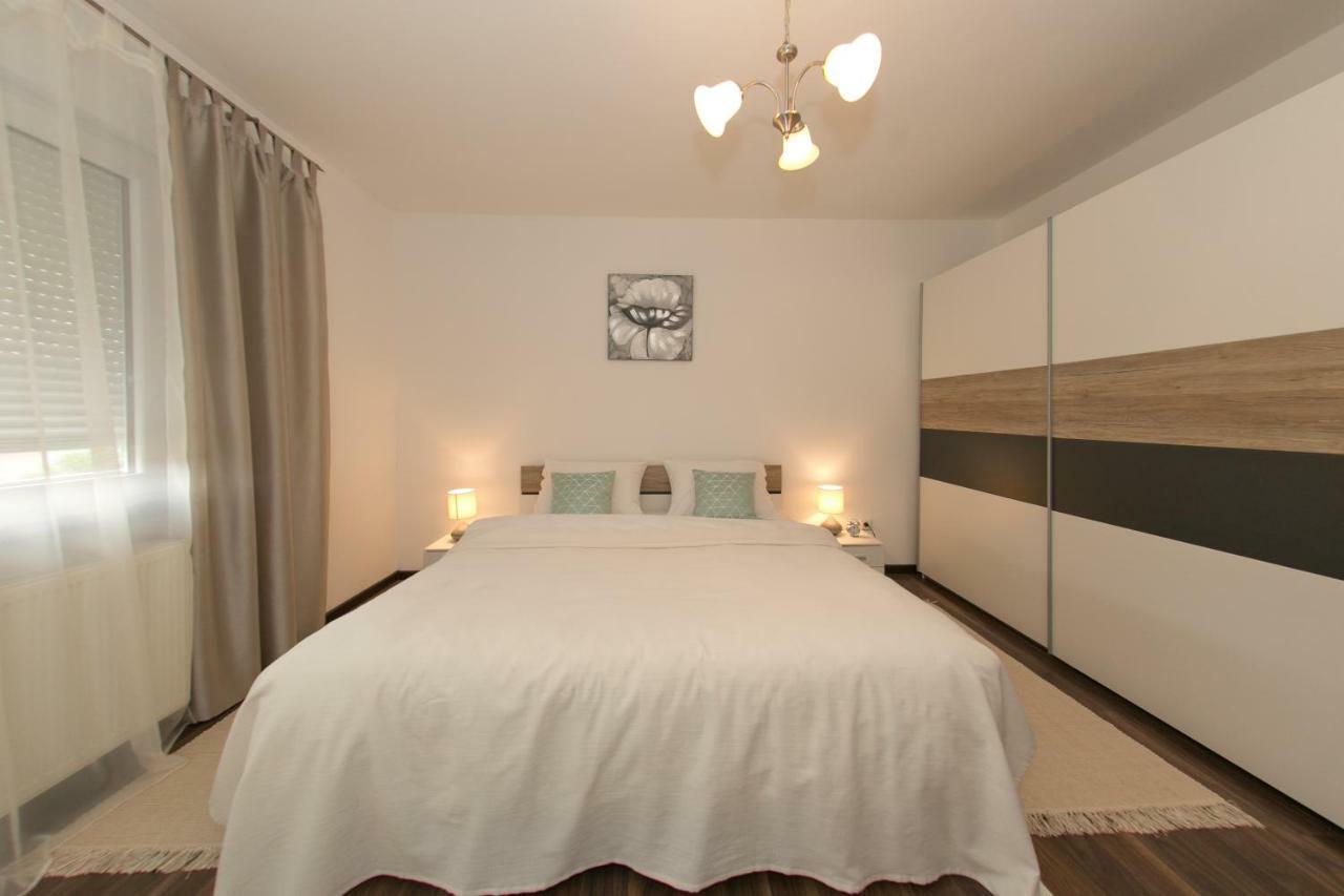 Apartman Maja Otocac Exterior photo