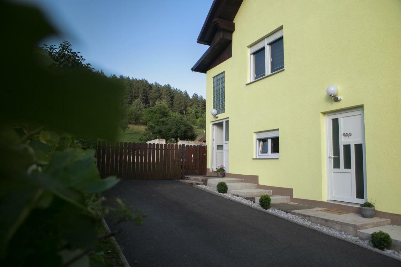 Apartman Maja Otocac Exterior photo