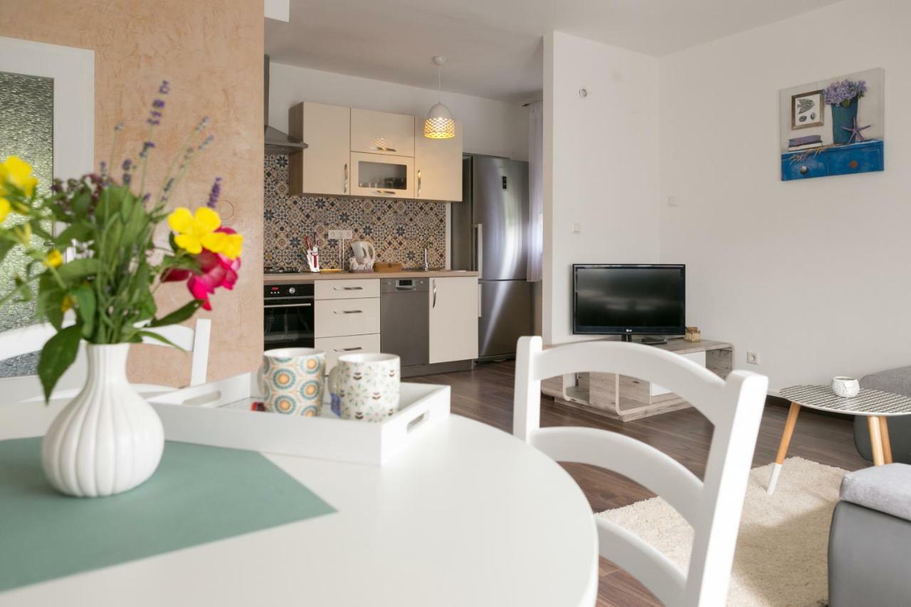 Apartman Maja Otocac Exterior photo