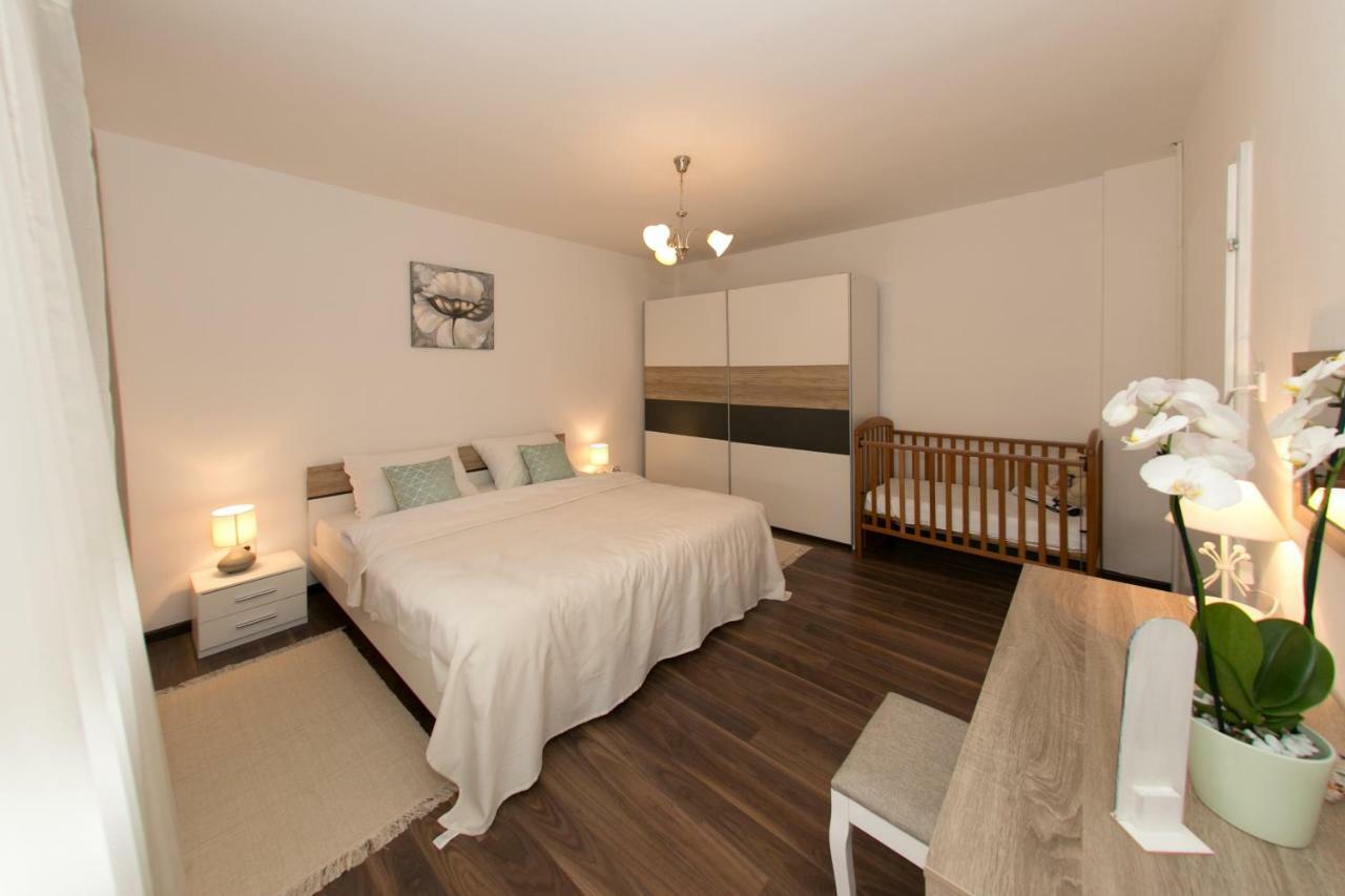 Apartman Maja Otocac Exterior photo
